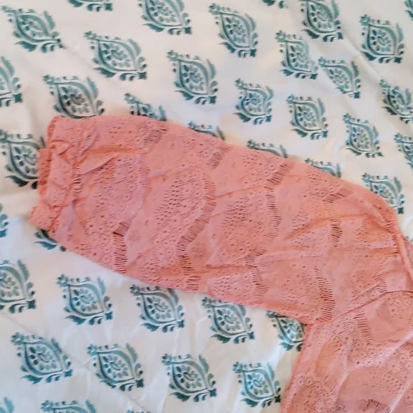 Top - Picture 3 of 10